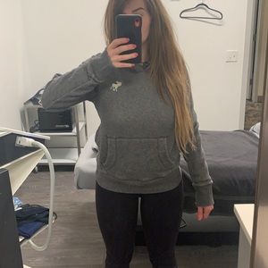 Abercrombie & Fitch sweatshirt size M